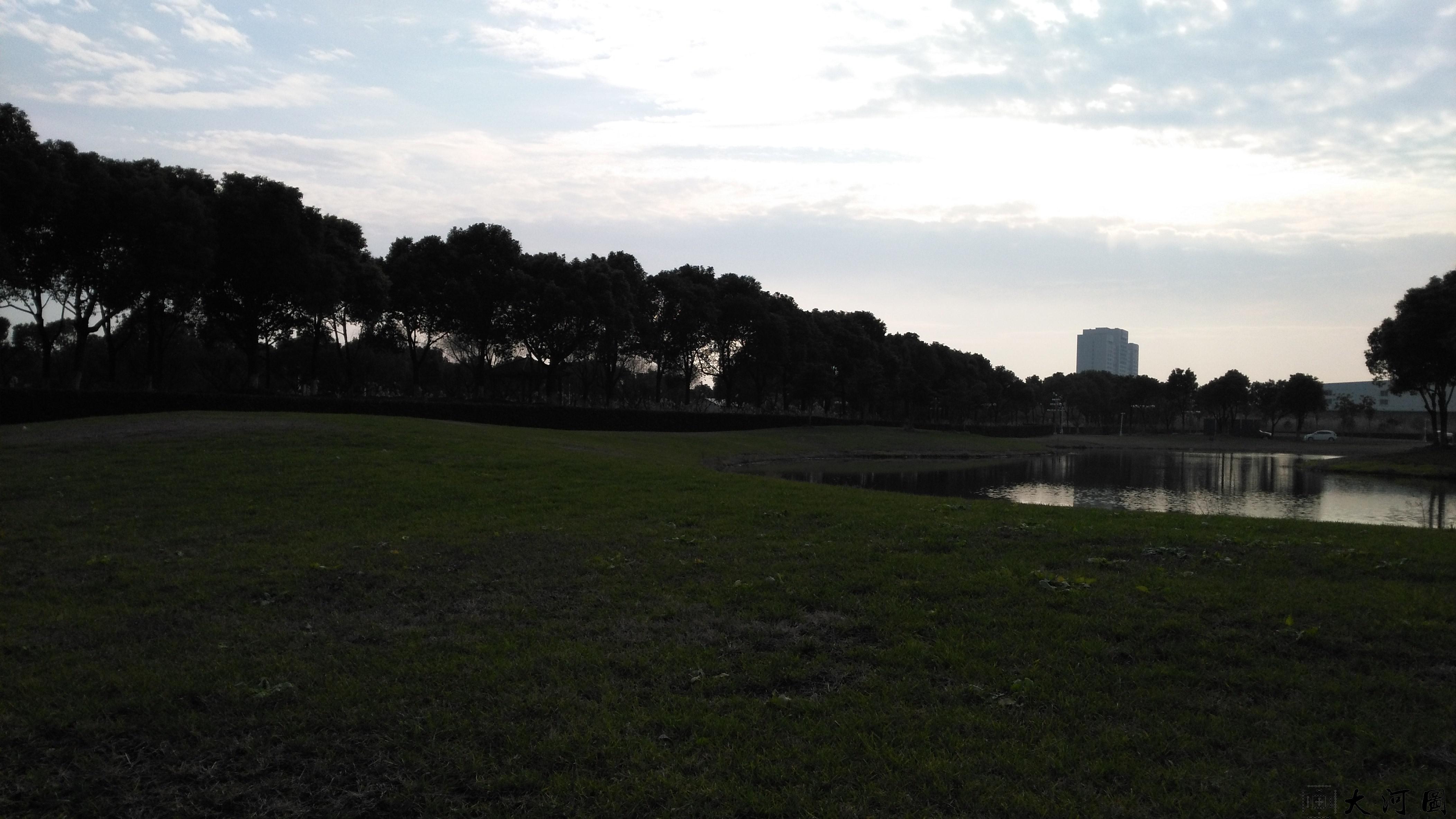 奇异云彩幻化如彩色之太仓软件园